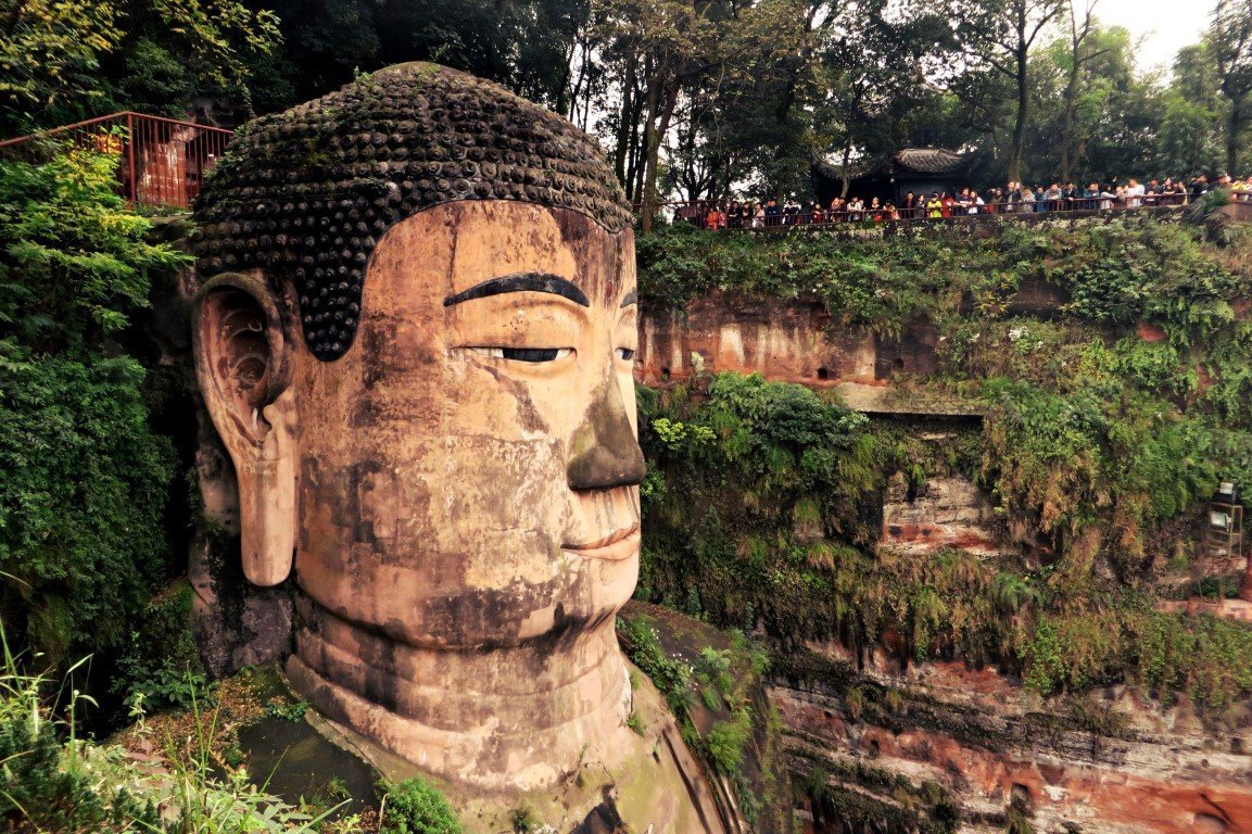 InternChina-LeShan-Giant-Buddha