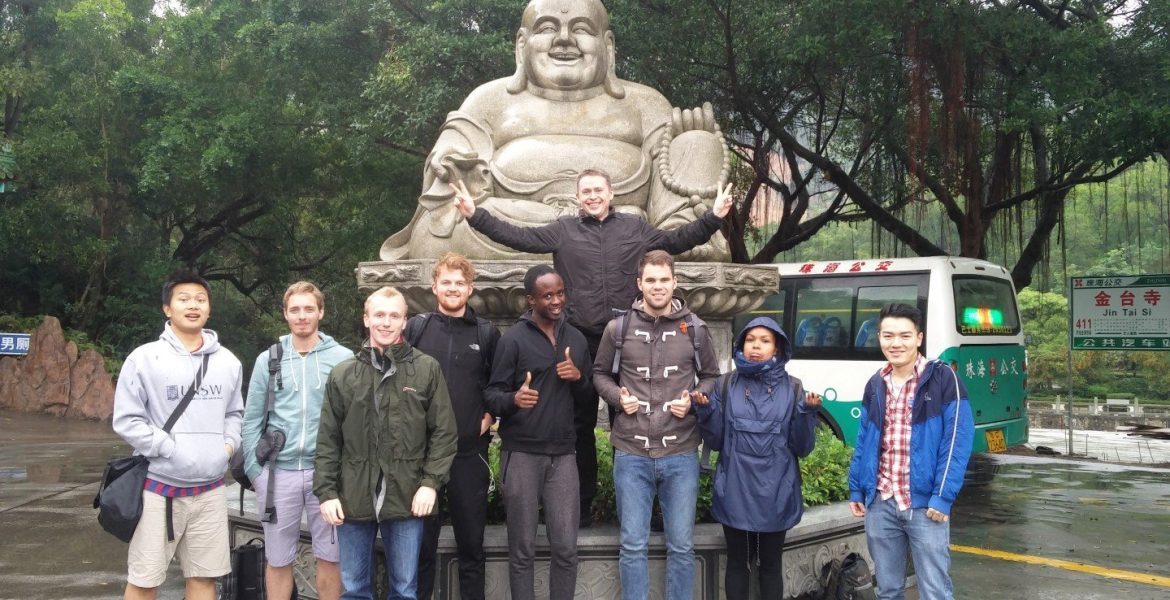 InternChina-Making-friends-in-Zhuhai